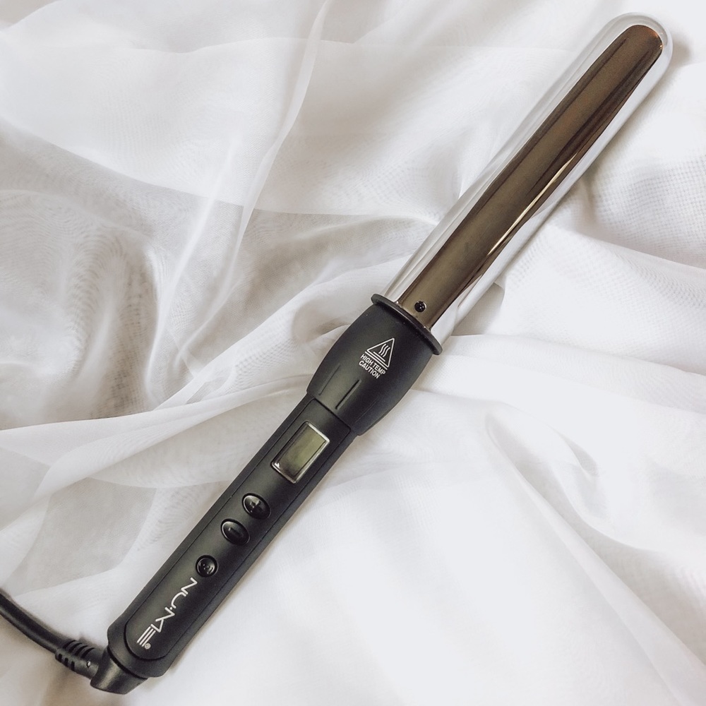 NuMe Titanium Magic Curling Wand - 32mm
